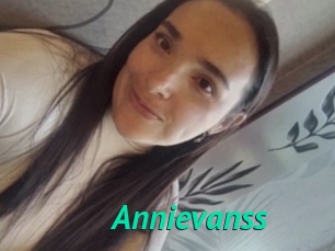 Annievanss