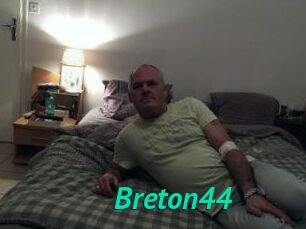 Breton44