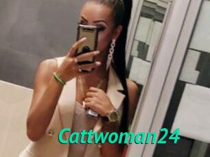 Cattwoman24