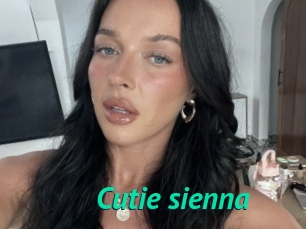 Cutie_sienna