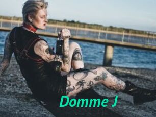 Domme_J