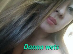 Danna_wets