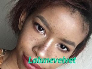 Lalunevelvet