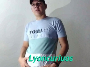 Lyoncuriuos