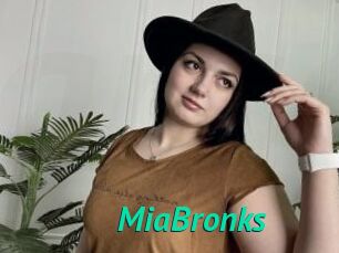 MiaBronks