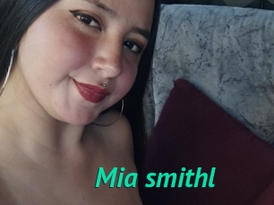 Mia_smithl