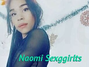Naomi_Sexggirlts