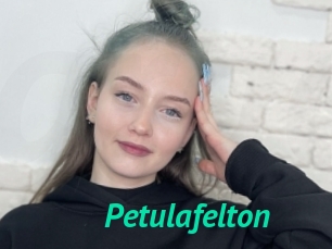 Petulafelton