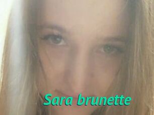 Sara_brunette