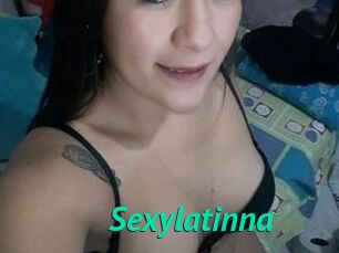 Sexy_latinna