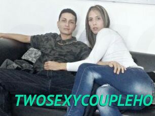 TWOSEXYCOUPLEHOT