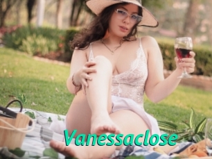 Vanessaclose